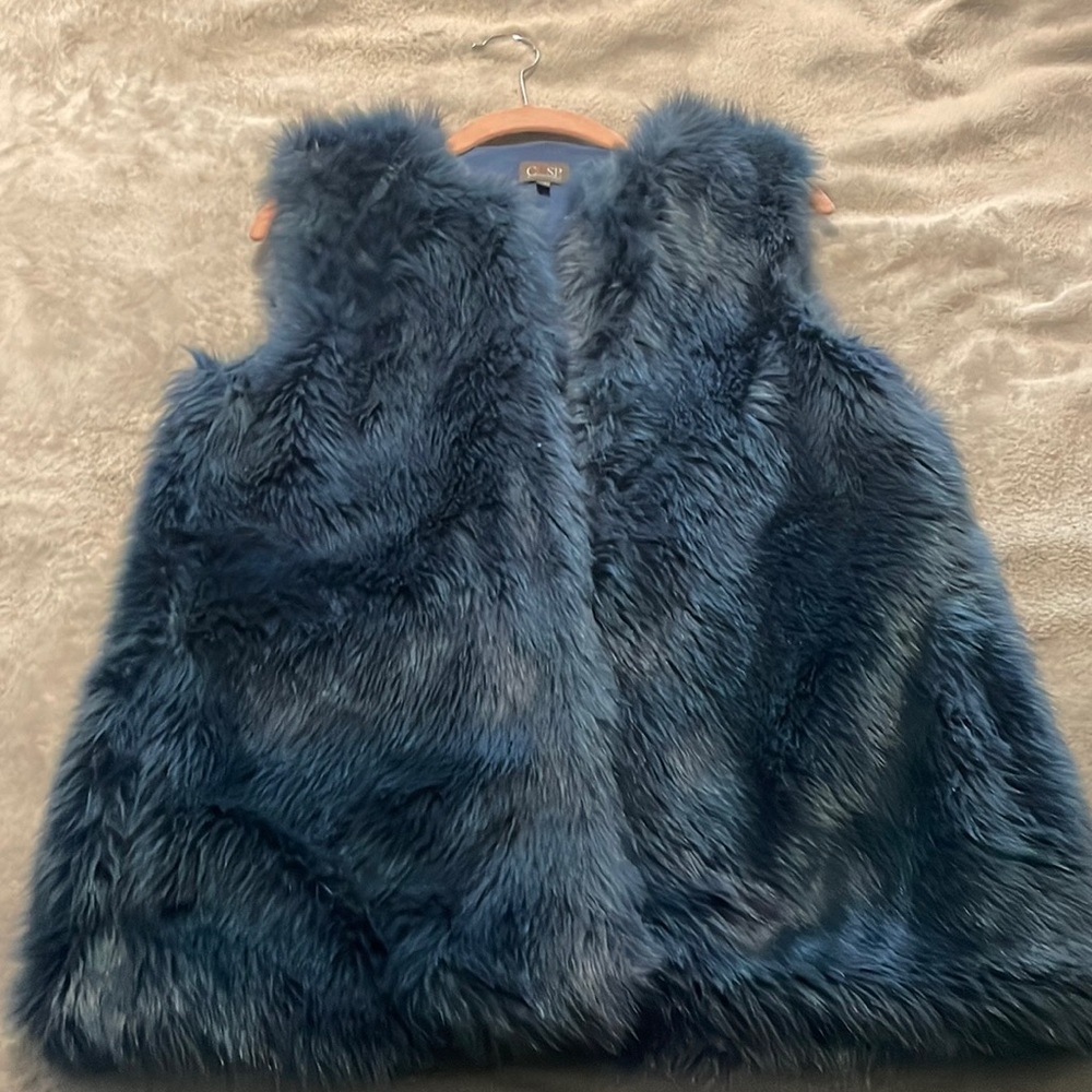 Beautiful True Blue Cusp by: Neiman Marcus Vest